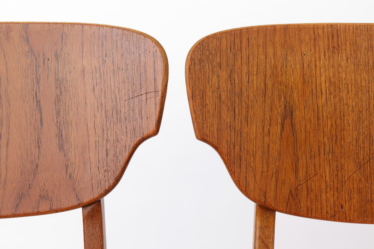 Spisebordsstol i teak og eg, dansk design – Pris pr. stk.