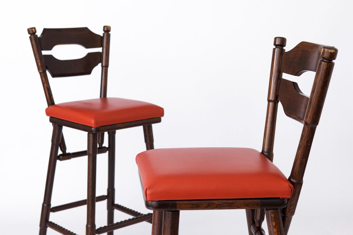 2 barstole i bøg med rødt læder, Tyskland, 1980’erne