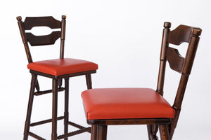 2 barstole i bøg med rødt læder, Tyskland, 1980’erne