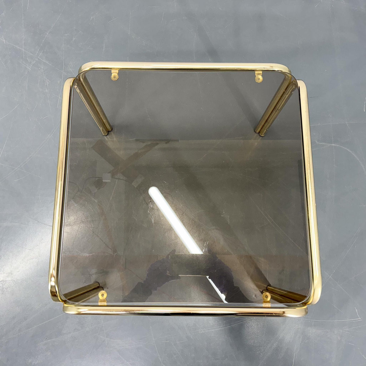 Sofabord i messing og røgfarvet glas, produceret i Tyskland, 1970’erne