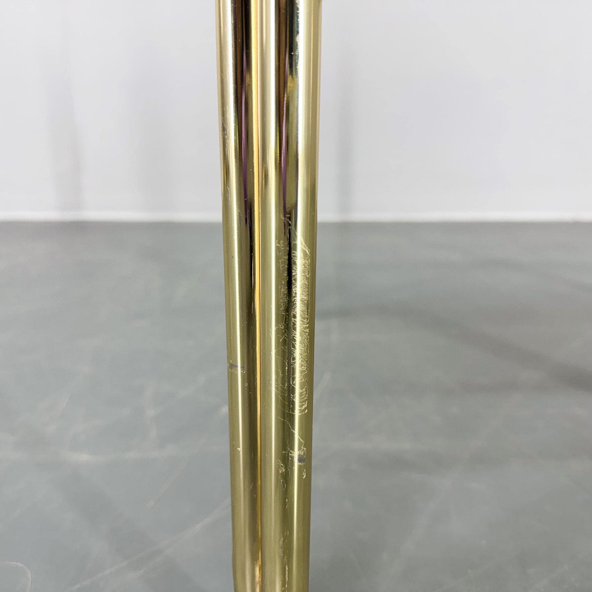 Sofabord i messing og røgfarvet glas, produceret i Tyskland, 1970’erne