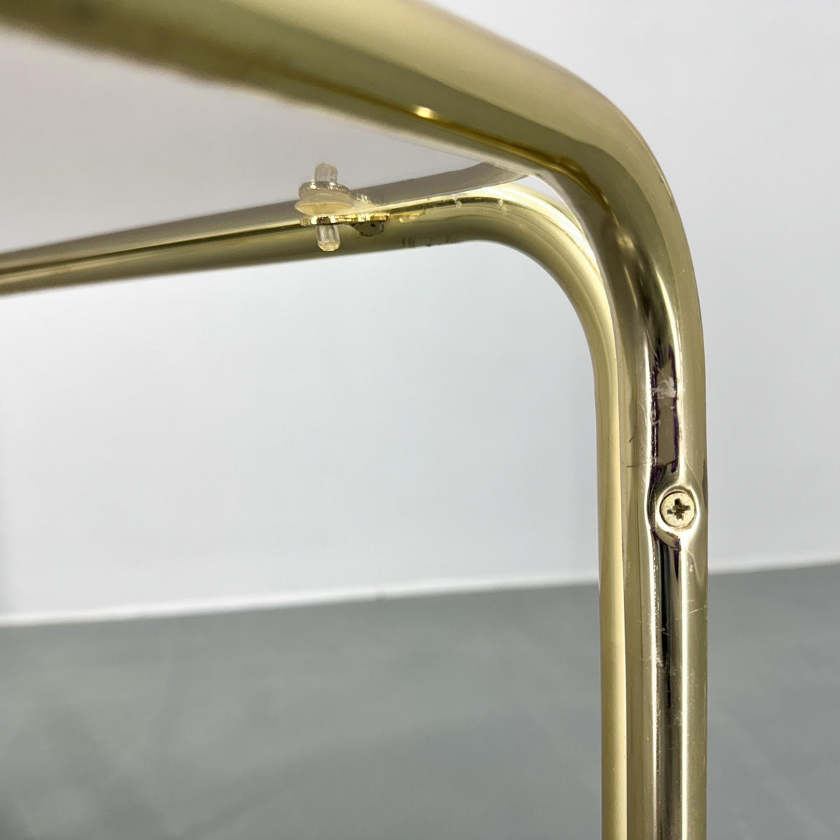 Sofabord i messing og røgfarvet glas, produceret i Tyskland, 1970’erne