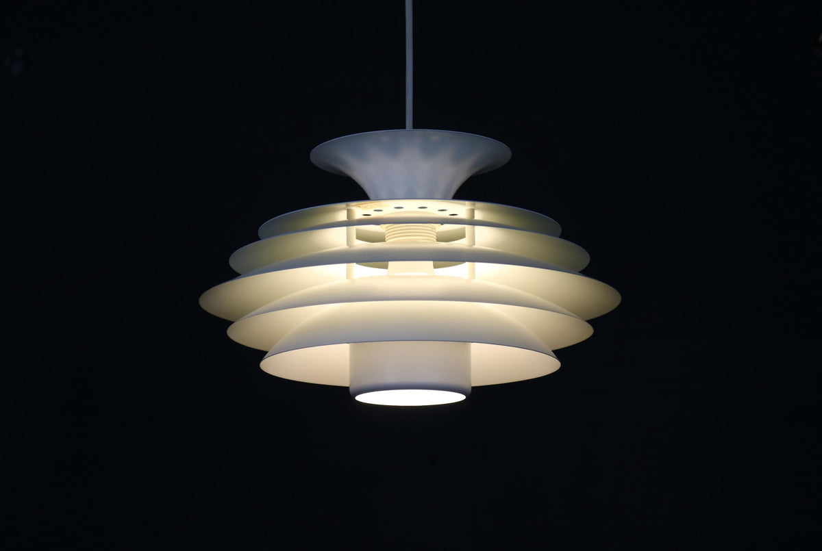 Top Lamper – Hvid model 311 loftlampe med 7 skærme, 1970'erne