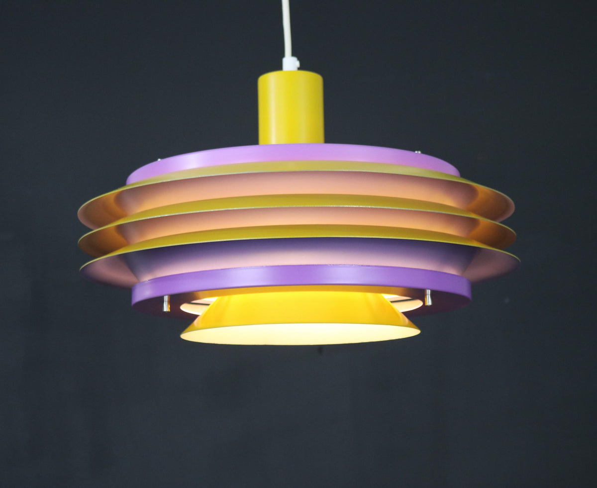 Carl Thore – Stor pendel i gul og lilla, 1970&#39;erne