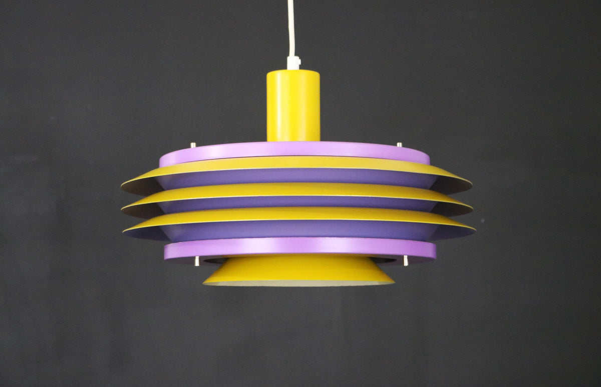 Carl Thore – Stor pendel i gul og lilla, 1970&#39;erne
