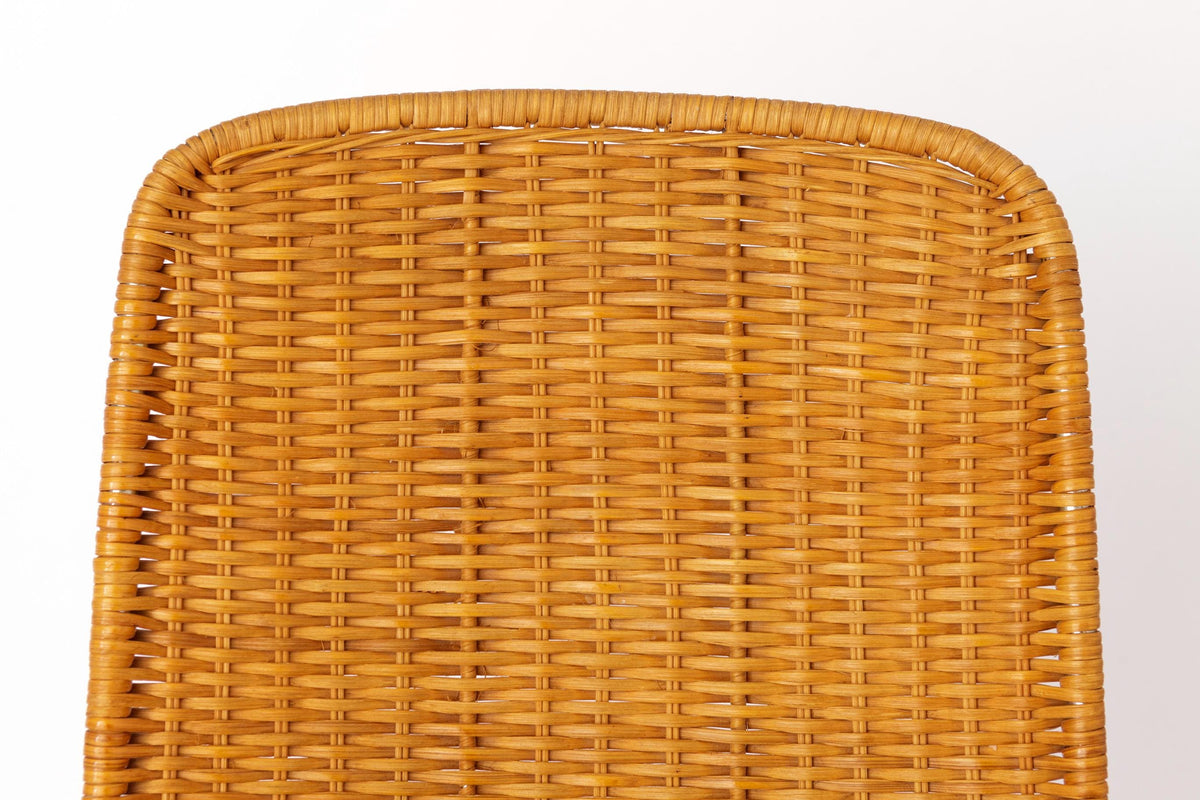 Cantilever stole i metal og rattan, produceret i Italien, ca. 1970’erne