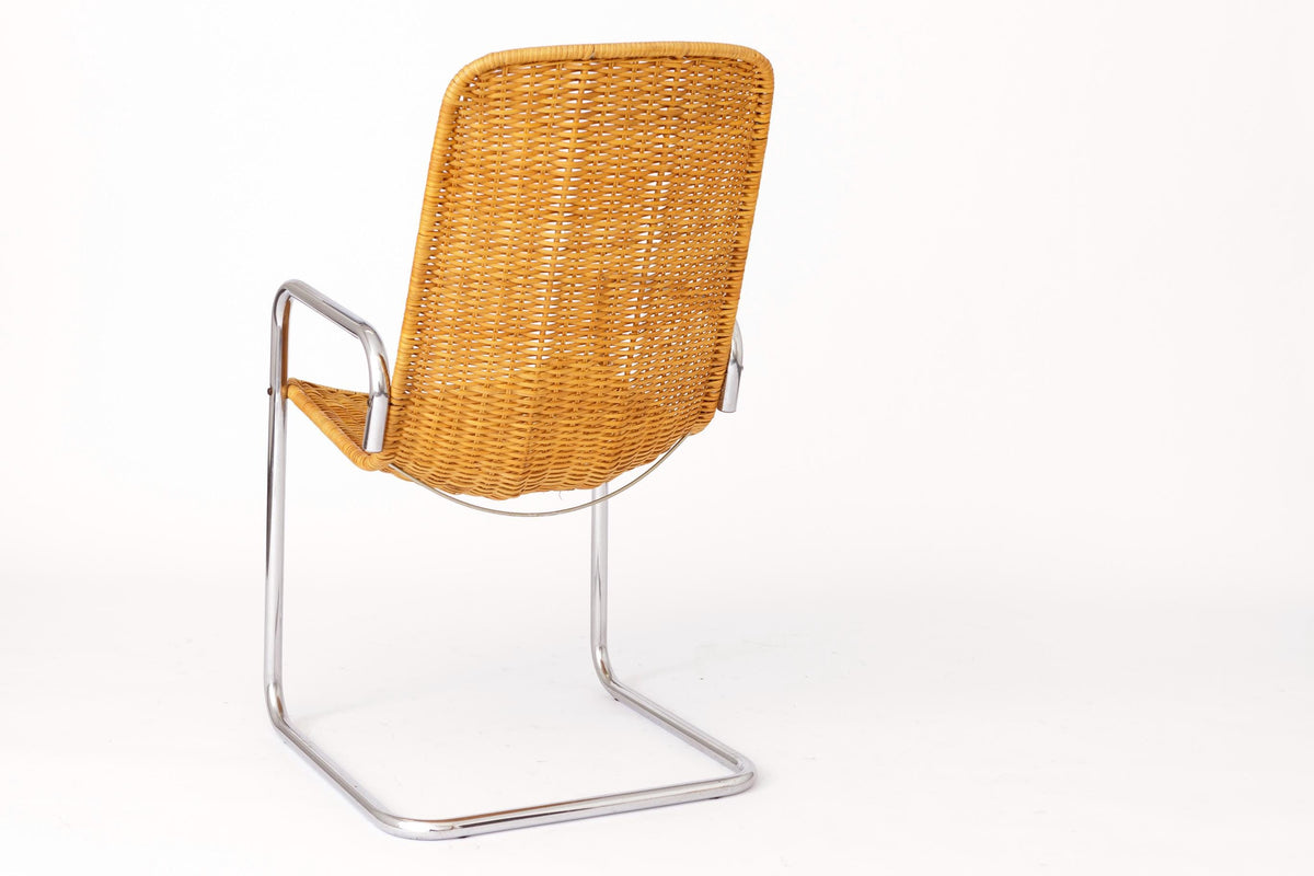Cantilever stole i metal og rattan, produceret i Italien, ca. 1970’erne