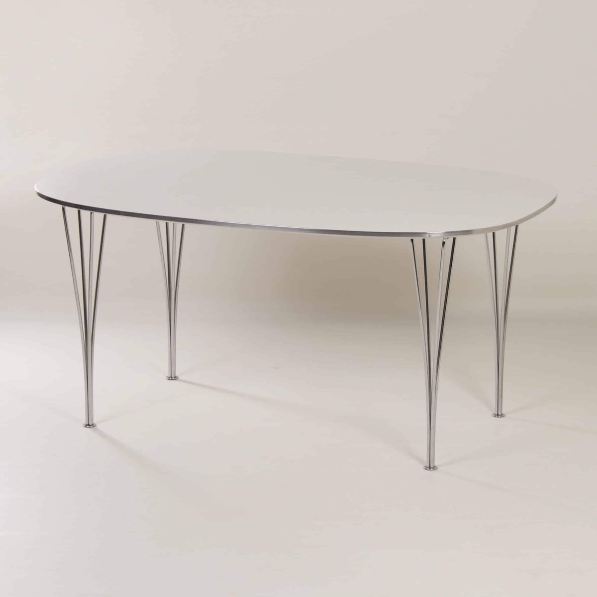 Piet Hein og Bruno Mathsson – Spisebord for Fritz Hansen, 1960&#39;erne