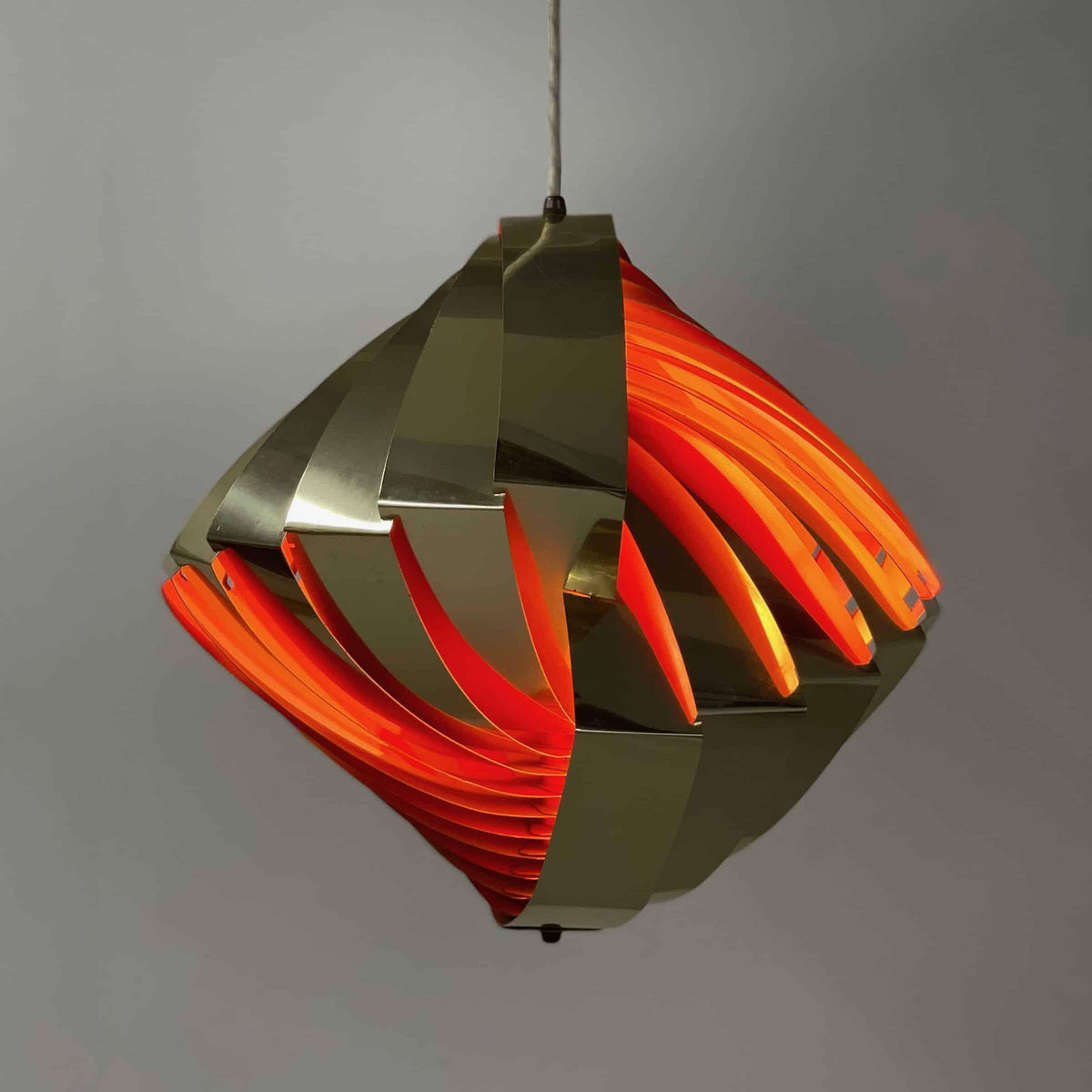 Louis Weisdorf – Konkylie loftlampe, produceret af Lyfa, ca. 1967