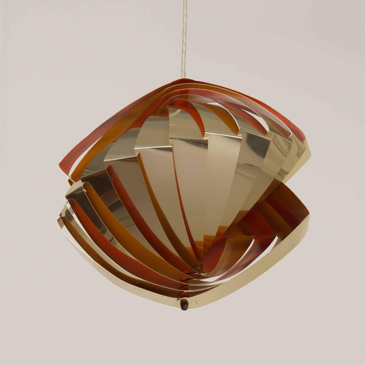 Louis Weisdorf – Konkylie loftlampe, produceret af Lyfa, ca. 1967