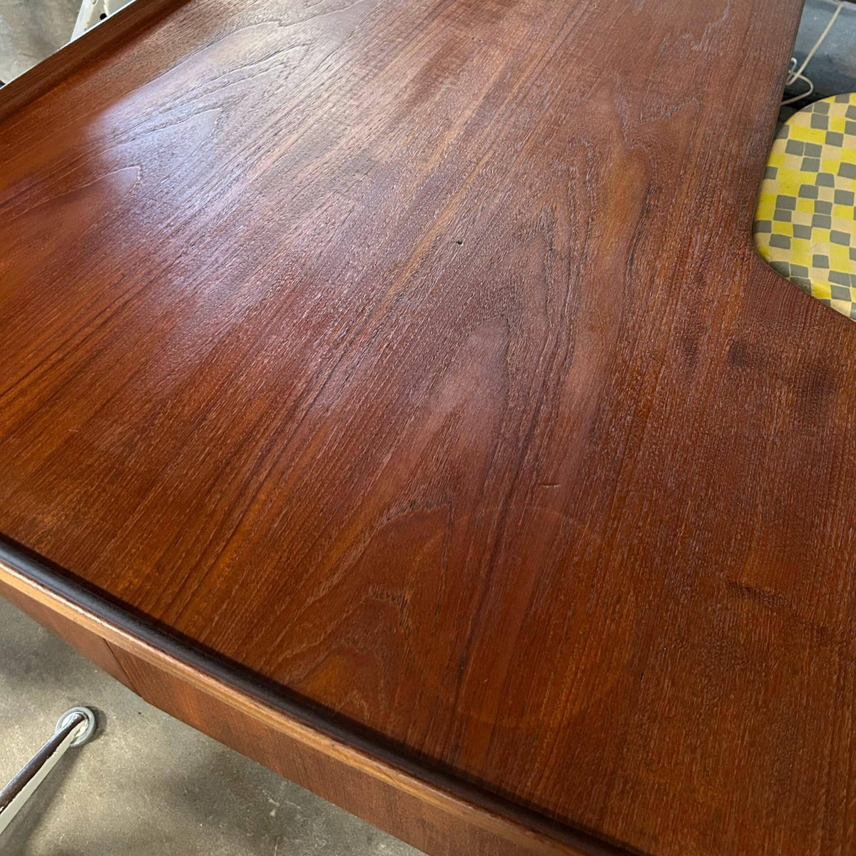 Peter Løvig Nielsen – Skrivebord, produceret af Hedensted Møbelfabrik, cirka 1963