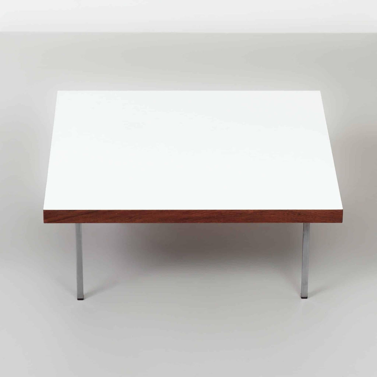 Kho Liang Ie – Sofabord model 845 for Artifort