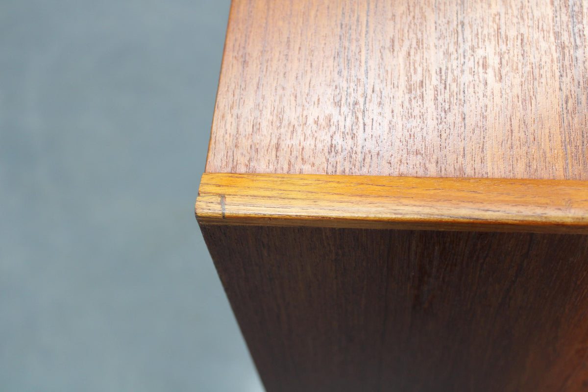 Kommode i teaktræ, dansk design fra cirka 1960’erne