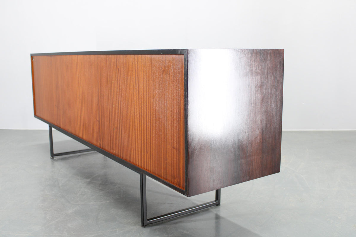 Omann Jun – Skænk i palisander, produceret i Danmark, cirka 1960’erne