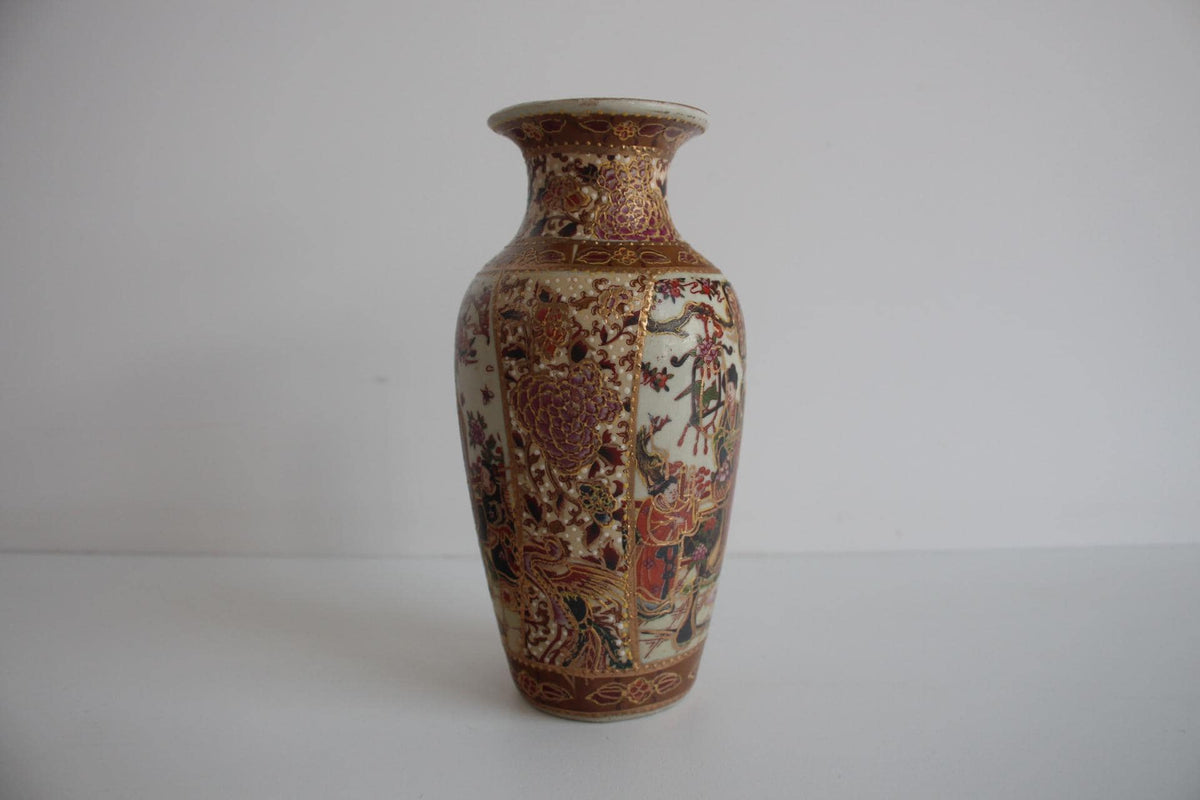 Satsuma – Porcelæns vase med figurscener, Japan