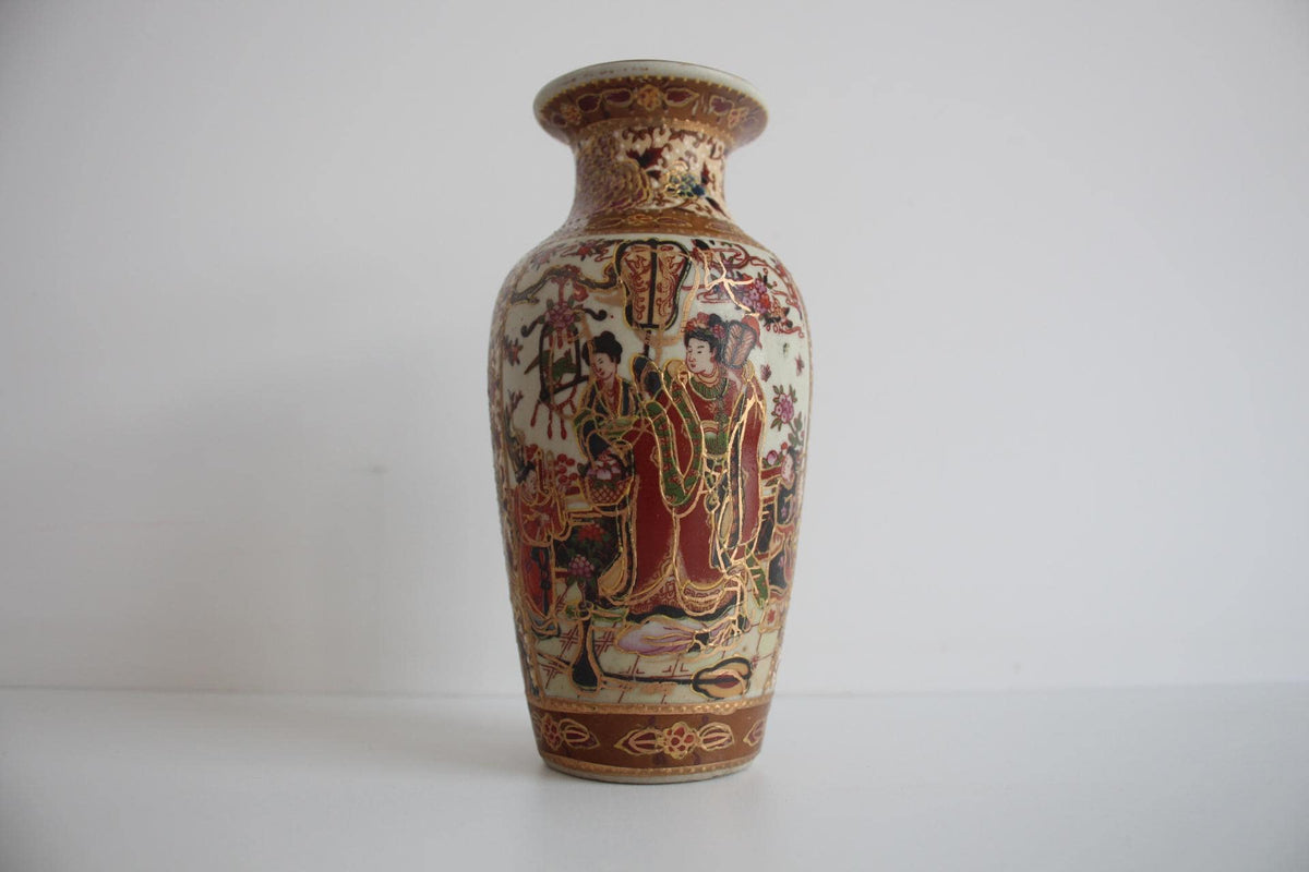 Satsuma – Porcelæns vase med figurscener, Japan