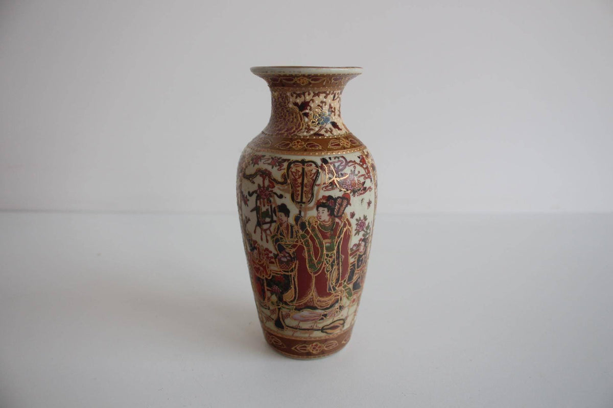 Satsuma – Porcelæns vase med figurscener, Japan