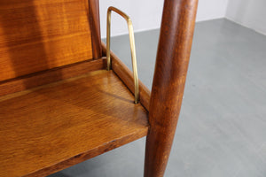 Skrivebord i teak med dobbeltsokkel, dansk design