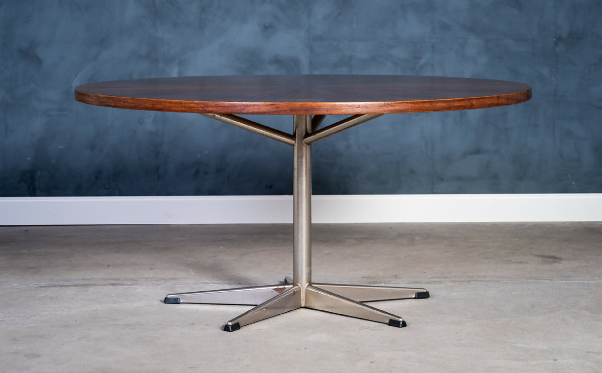 Rundt sofabord i palisander med stålfod, dansk design