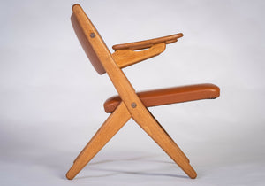 Arne Hovmand-Olsen – Sæt arkitektoniske armstole i eg og læder, dansk design