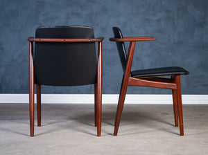 Erik Kirkegaard – Armchair in rosewood, produced by Høng Stolefabrik, Danish design