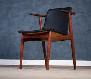 Erik Kirkegaard – Armchair in rosewood, produced by Høng Stolefabrik, Danish design