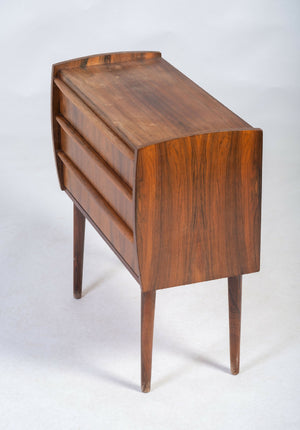 Kommode i palisander med tre skuffer, dansk design