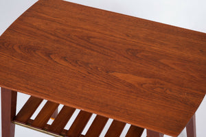 Sidebord i teak med messingdetaljer, dansk design