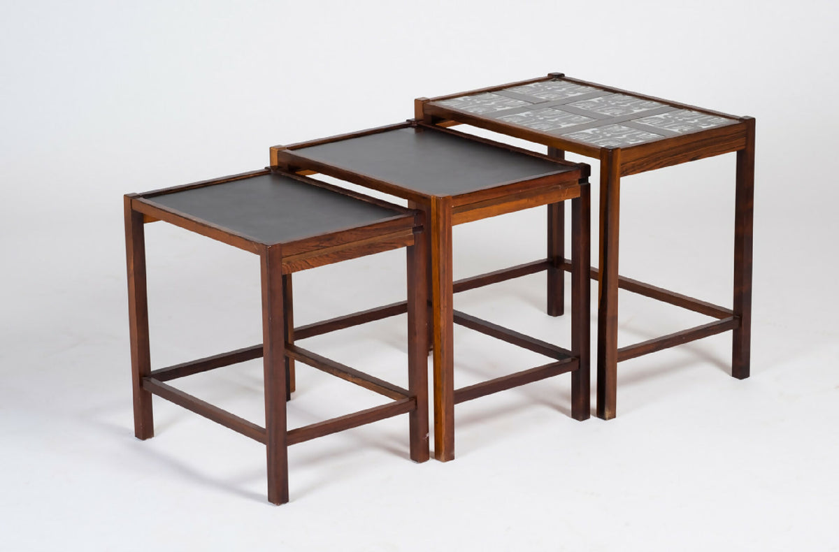 Sæt med tre indskudsborde i palisander, dansk design