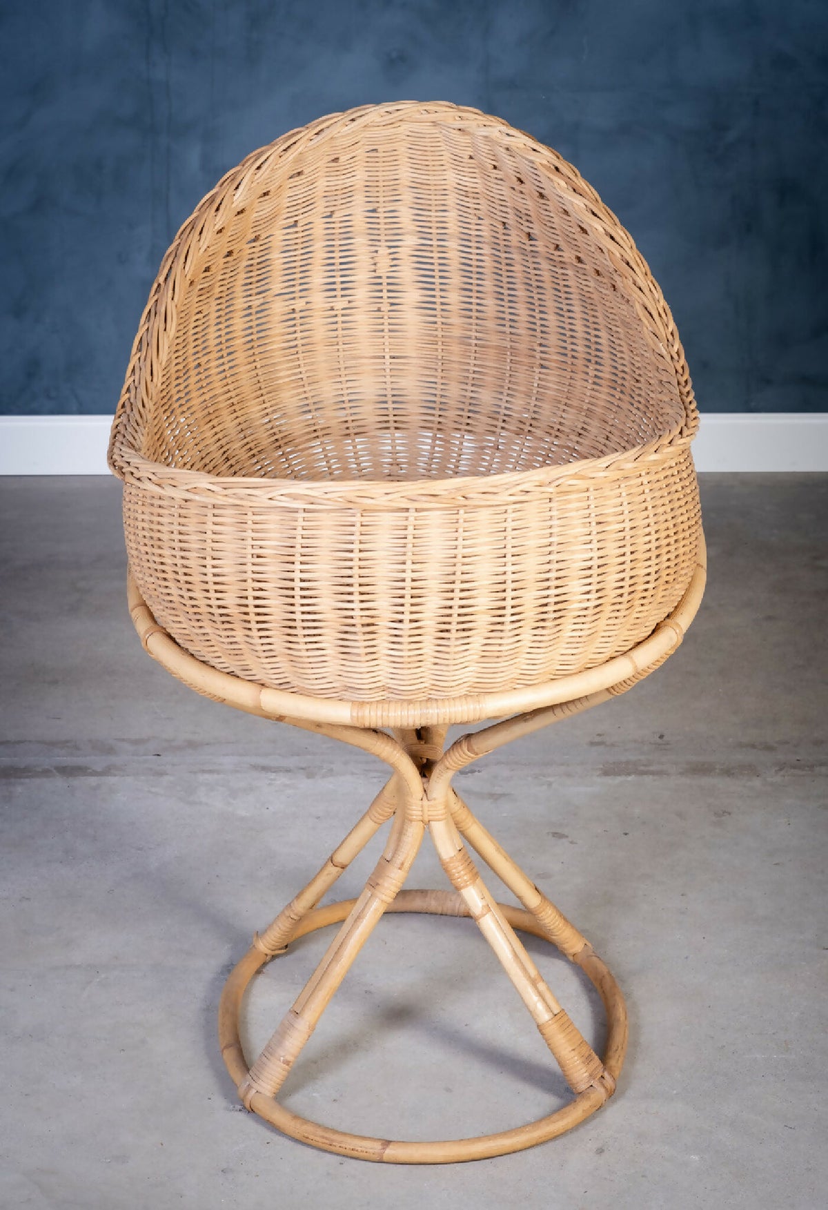 Elin &amp; Jarl Heger – Vugge i bambus og flet, dansk design