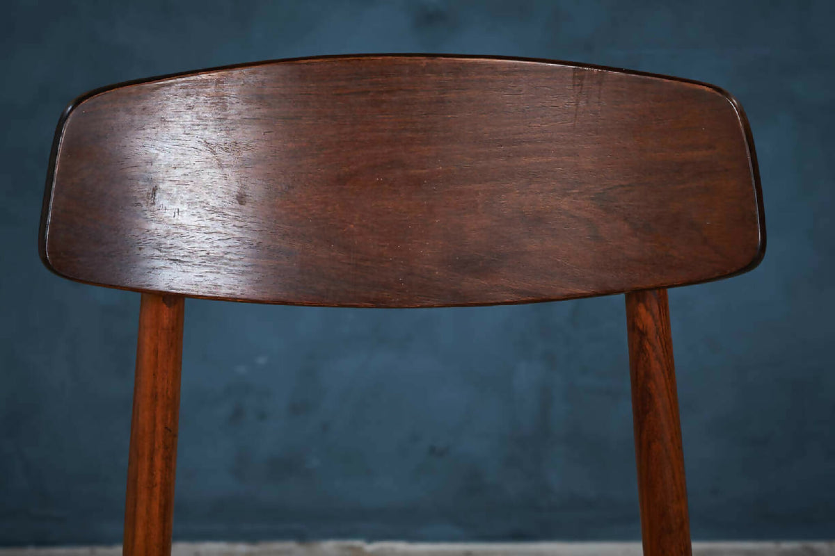 Harry Østergaard – Sæt med 4 spisebordsstole i palisander, produceret af Randers Møbelfabrik