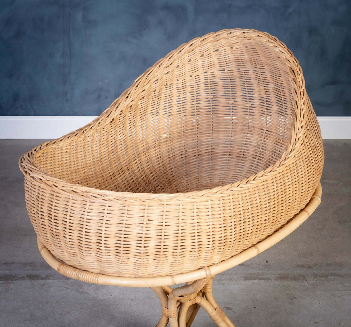 Elin &amp; Jarl Heger – Vugge i bambus og flet, dansk design