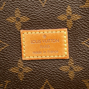 Louis Vuitton monogram saumur 30