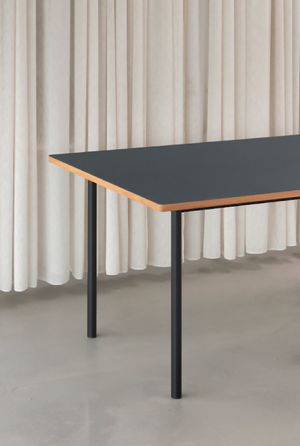 ESSENTIAL Dining Table 140x90cm I Dusty Blue