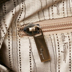 Salvatore Ferragamo embossed gancini håndtaske