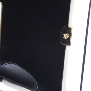 Chanel læder nr. 5 parfume box chain clutch