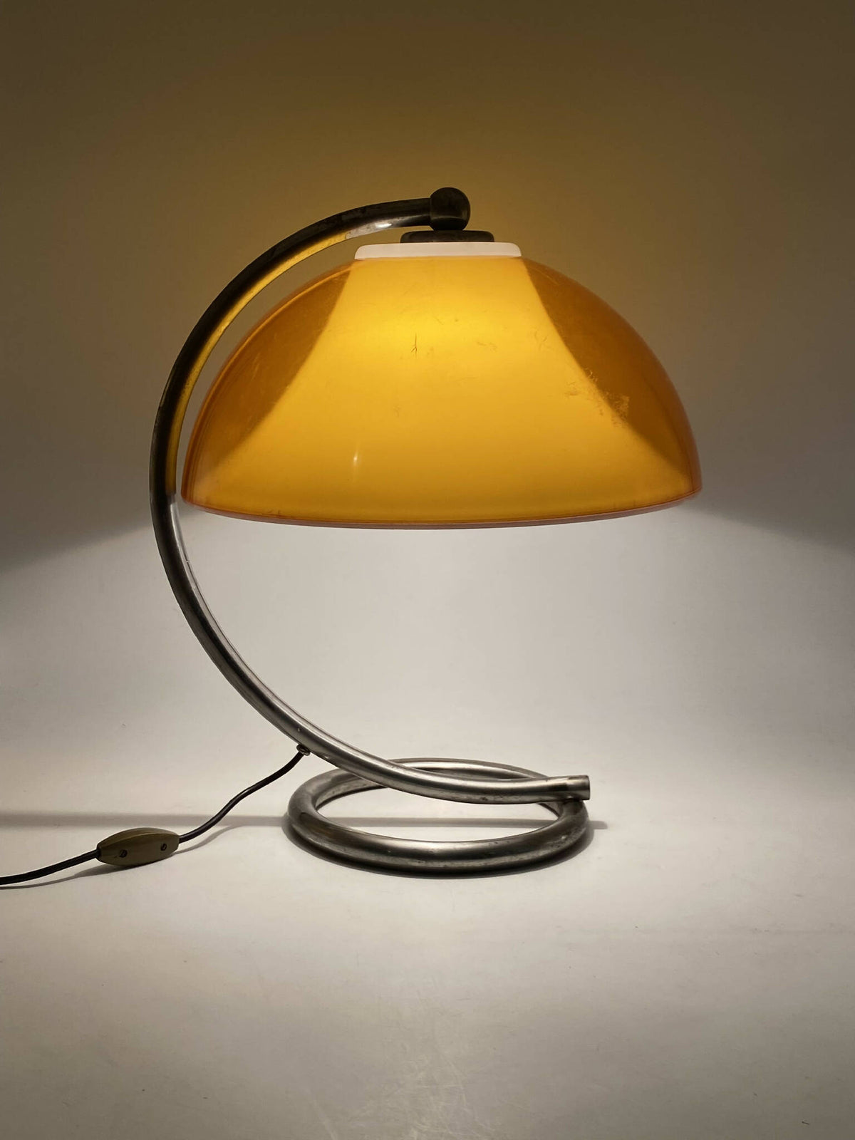Space age gul bordlampe, Frankrig 1960&#39;erne