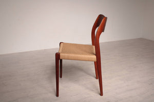 N.O Møller Stole Model 71 x 10