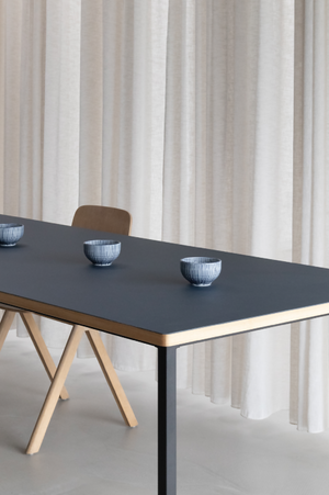 ESSENTIAL Dining Table 140x90cm I Dusty Blue