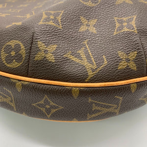 Louis Vuitton monogram croissant gm