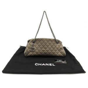 Chanel bare mademoiselle quiltet kaviar bowling bag