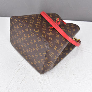 Louis Vuitton monogram noenoe