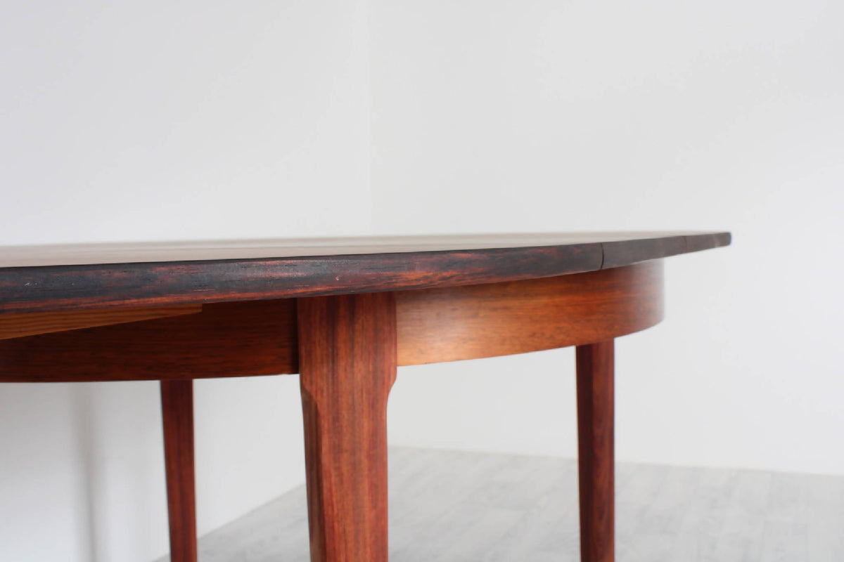 Dansk Møbeldesign Spisebord - SPLISH