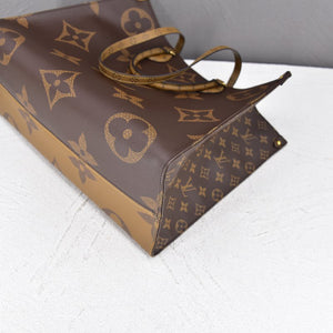 Louis Vuitton monogram giant reverse onthego gm