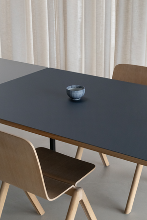 ESSENTIAL Dining Table 140x90cm I Dusty Blue