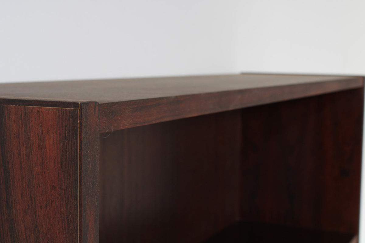 Reol af Clausen &amp; Søn - SPLISH