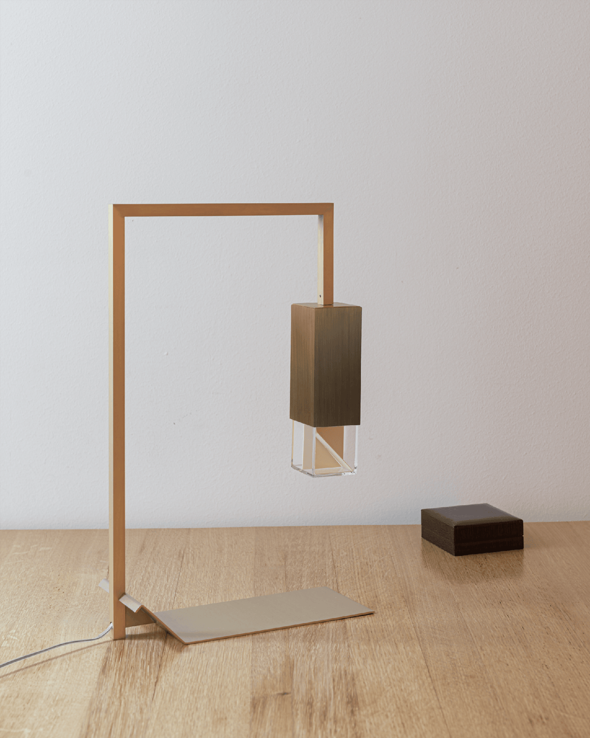 Lampe/Two Brass Revamp 01 - Bordlampe