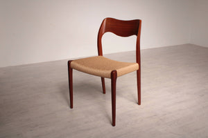 N.O Møller Stole Model 71 x 10